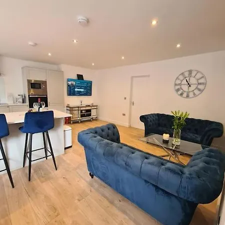 The Hideaway Luxury 5* 2 Bed Garden Scarborough