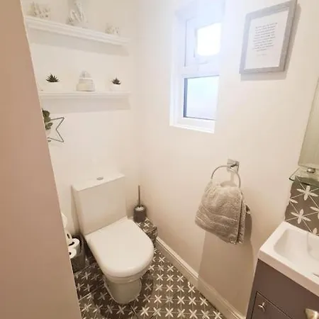 The Hideaway Luxury 5* 2 Bed Garden Scarborough