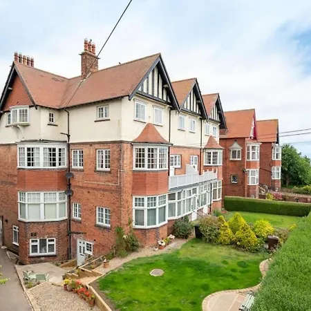 The Hideaway Luxury 5* 2 Bed Garden Lejlighed